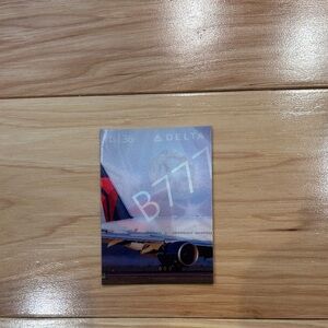 Delta Holographic Boeing 777-200LR Card #36 2015